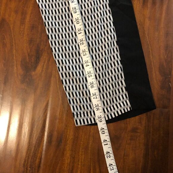 Nicole Miller Geometric Black and White Pants in Size M - Picture 9 of 11
